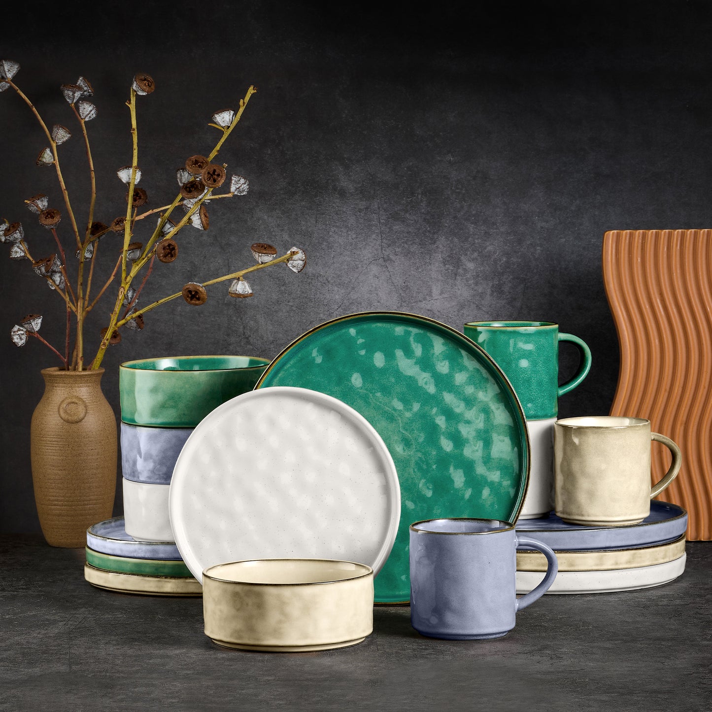 Vesteel 16-Piece Dinnerware Sets, Stoneware Dish and Bowls Set for 4, Handmade Reactive Glaze Coupe Plates Set, Chip & Scratch Resistant - Multi-Color