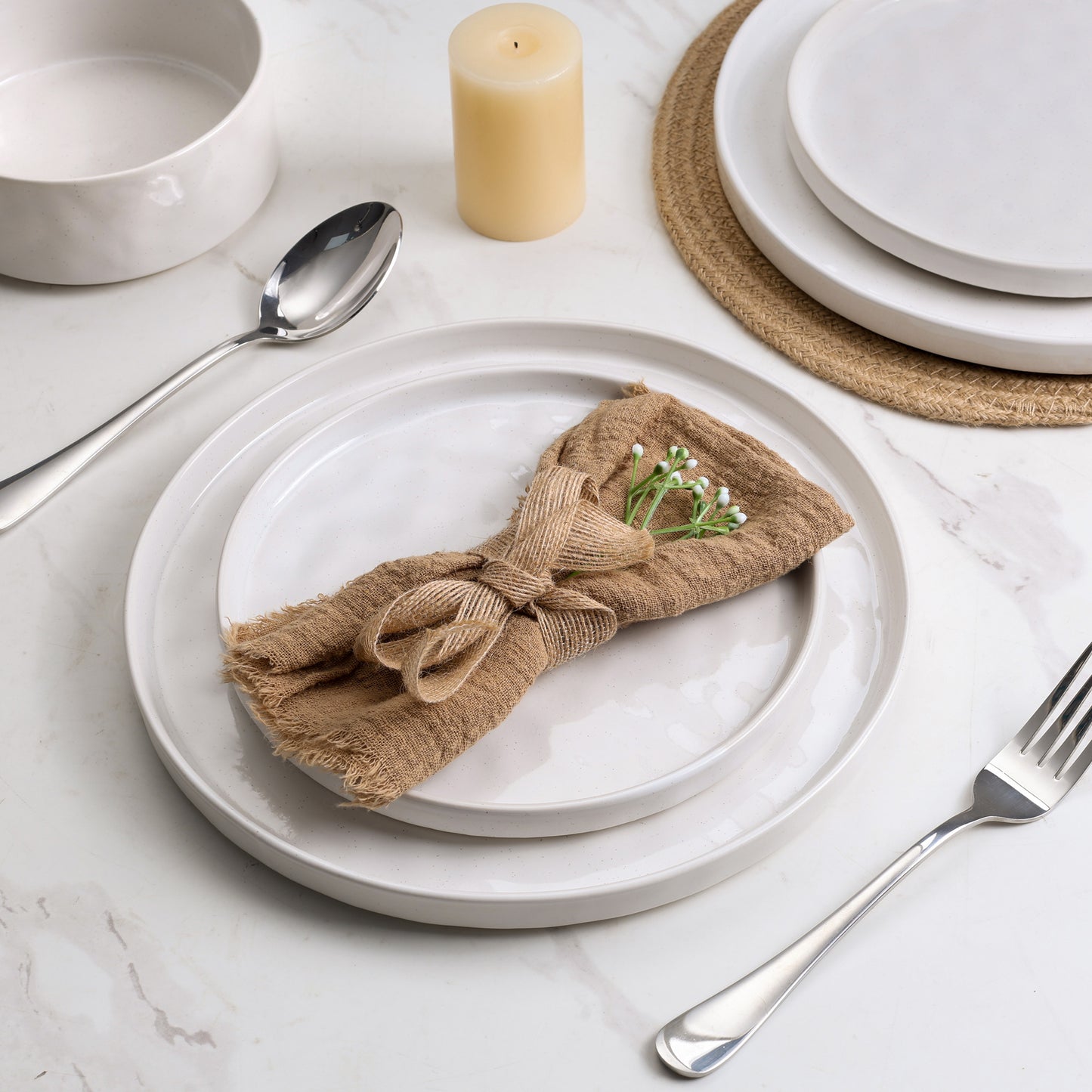 Vesteel Dinnerware Sets, 12-Piece Stoneware Plates and Bowls Set, Dishes Set for 4, Elegant Ceramic Dinnerware for Home Restaurant - Luna White