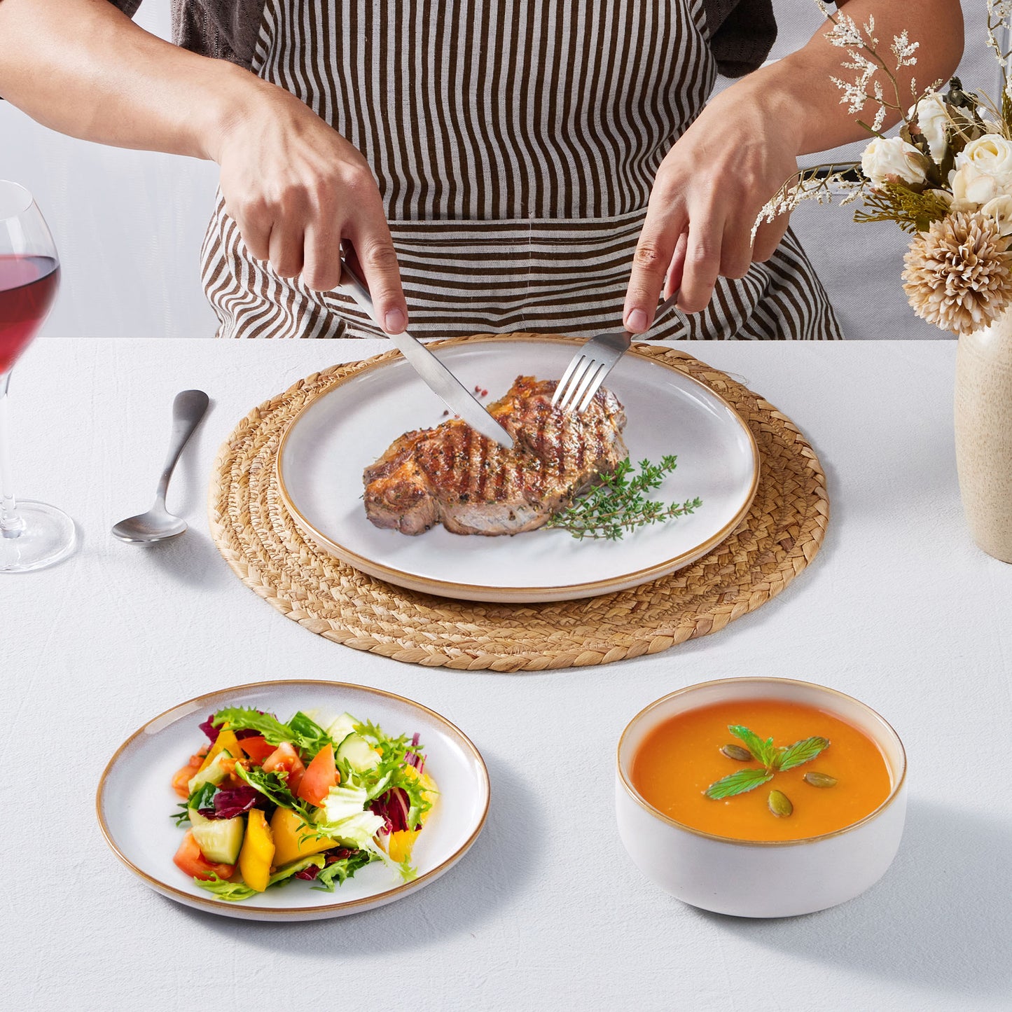 Onader Dinnerware Sets for 6, 18-Piece Plates and Bowls Set, Reactive Glaze Dishes, Stoneware Dinnerware set, Microwave & Dishwasher Safe - Seashell White