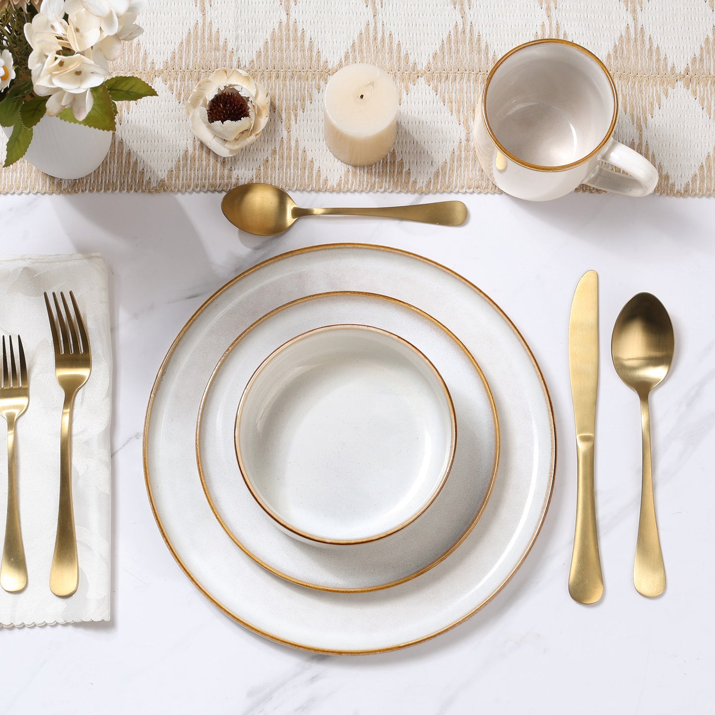Onader 12 Piece Dinnerware Sets, Plates and Bowls Set for 4, Handmade Stoneware Dishes Sets for Home Restaurant, Dishwasher & Microwave Safe - Seashell White